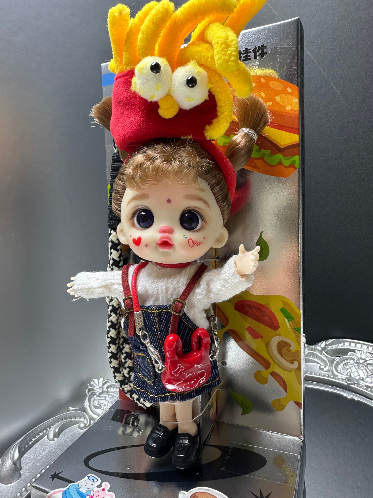 Mobile phone pendant doll