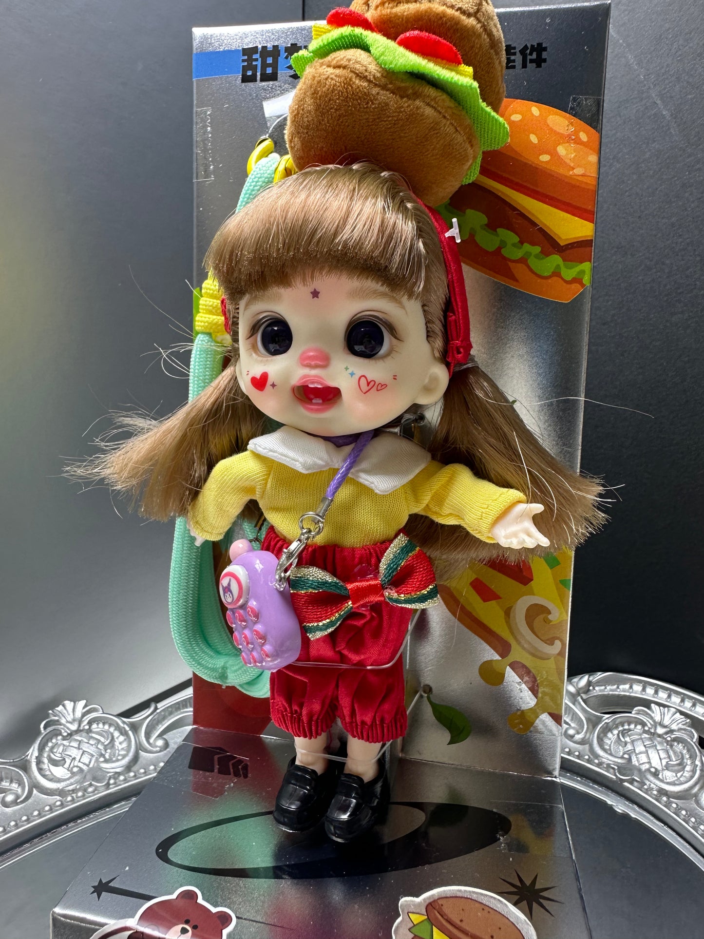 Mobile phone pendant doll